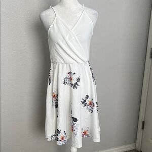 Ecowish White Floral Dress Size Small